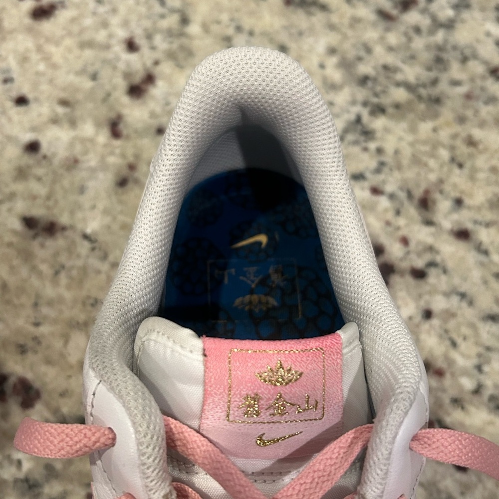 Nike Air Force 1 '07 PRM "San Francisco Chinatown - Lotus Flower" Size 10 - Picture 13 of 15